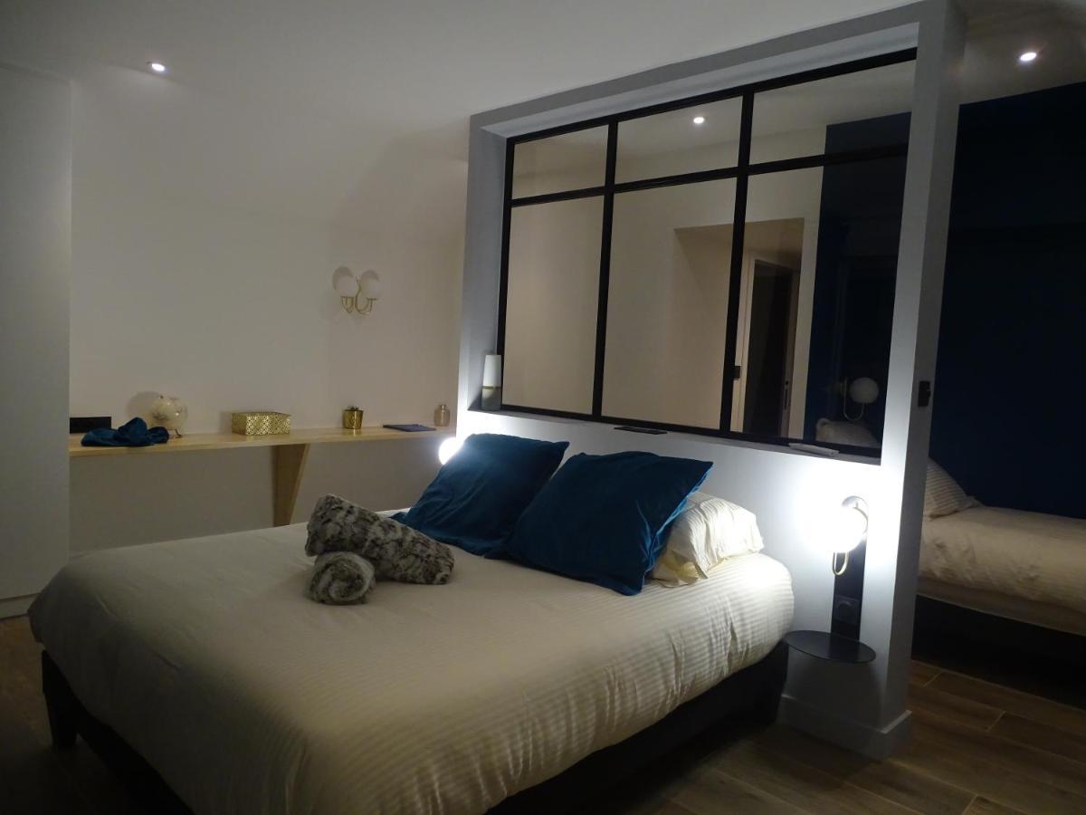 Villa Entiere Du Chateau Lacroix De Civrac 3 Ch, 3 Sdb, Piscine Xxl,Sauna, 4 Etoiles,7 Pers Экстерьер фото