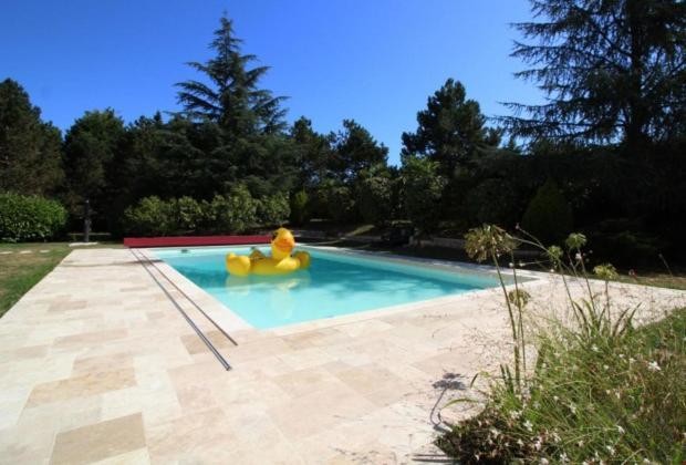 Villa Entiere Du Chateau Lacroix De Civrac 3 Ch, 3 Sdb, Piscine Xxl,Sauna, 4 Etoiles,7 Pers Экстерьер фото