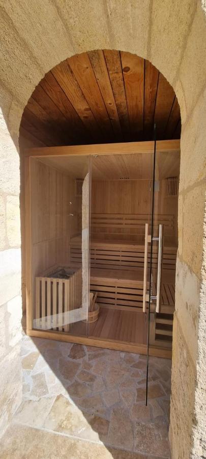 Villa Entiere Du Chateau Lacroix De Civrac 3 Ch, 3 Sdb, Piscine Xxl,Sauna, 4 Etoiles,7 Pers Экстерьер фото